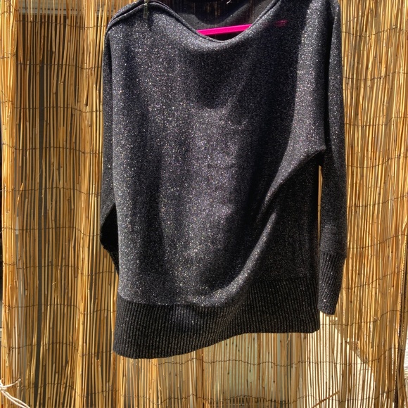 Vinage Zipper Collar Black Metallic Sweater - Picture 5 of 9